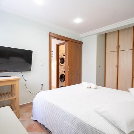 Rafina 1 Bedroom 2 Persons Apartment By Mps Bagian luar foto