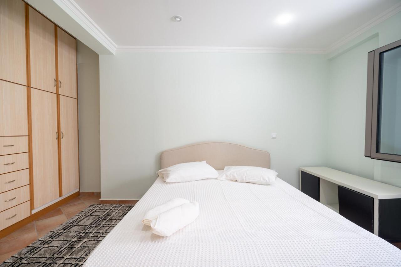 Rafina 1 Bedroom 2 Persons Apartment By Mps Bagian luar foto