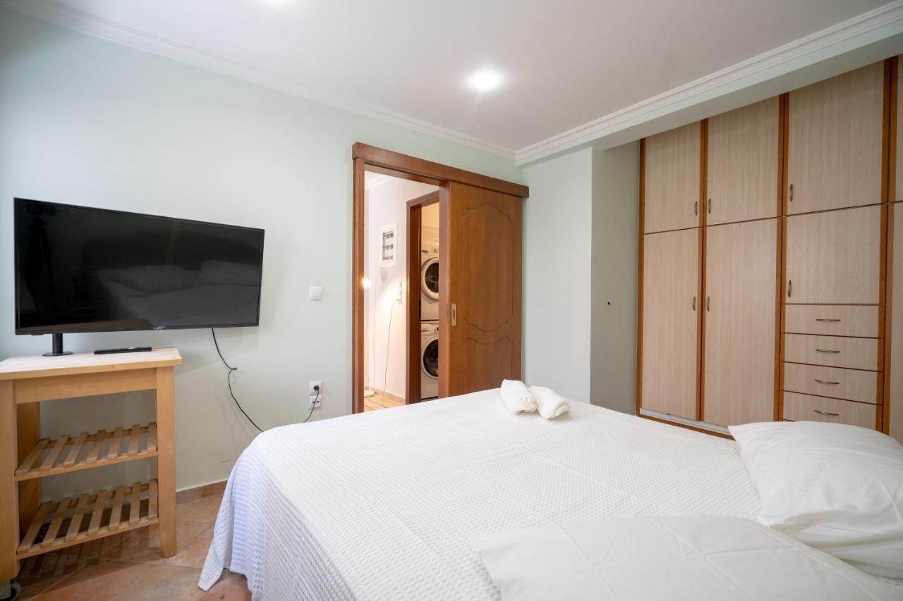 Rafina 1 Bedroom 2 Persons Apartment By Mps Bagian luar foto